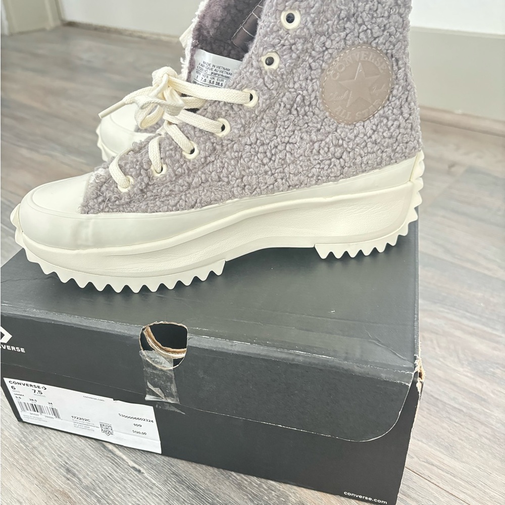 Converse Run Star Hike Sherpa High Top Sneakers Size 7.5 - Brand New with Box - Picture 6 of 7